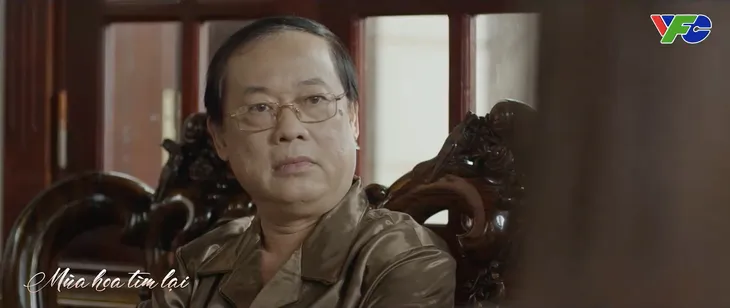 Mùa hoa tìm lại - Tập 10: Hóa ra 10 năm trước chính Tuyết đánh thuốc mê khiến Lệ bị chụp ảnh nóng - Ảnh 29. Mùa hoa tìm lại - Tập 10: Hóa ra 10 năm trước chính Tuyết đánh thuốc mê khiến Lệ bị chụp ảnh nóng - Ảnh 29.