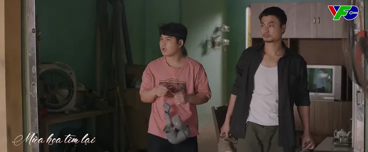 Mùa hoa tìm lại - Tập 11: Đồng ghen với Việt nhưng lại đánh Núi chạy mất dép - Ảnh 5. Mùa hoa tìm lại - Tập 11: Đồng ghen với Việt nhưng lại đánh Núi chạy mất dép - Ảnh 5.