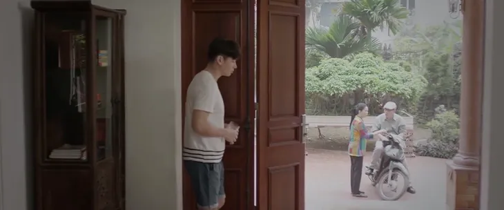 Mùa hoa tìm lại - Tập 10: Hóa ra 10 năm trước chính Tuyết đánh thuốc mê khiến Lệ bị chụp ảnh nóng - Ảnh 19. Mùa hoa tìm lại - Tập 10: Hóa ra 10 năm trước chính Tuyết đánh thuốc mê khiến Lệ bị chụp ảnh nóng - Ảnh 19.