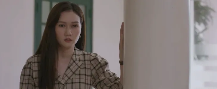 Mùa hoa tìm lại - Tập 10: Hóa ra 10 năm trước chính Tuyết đánh thuốc mê khiến Lệ bị chụp ảnh nóng - Ảnh 24. Mùa hoa tìm lại - Tập 10: Hóa ra 10 năm trước chính Tuyết đánh thuốc mê khiến Lệ bị chụp ảnh nóng - Ảnh 24.