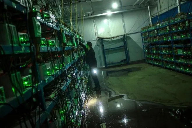 Rời khỏi Trung Quốc, đâu sẽ là miền đất hứa cho các thợ đào Bitcoin? - Ảnh 2. Rời khỏi Trung Quốc, đâu sẽ là miền đất hứa cho các thợ đào Bitcoin? - Ảnh 2.