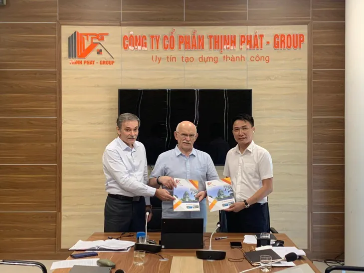 Hợp tác phát triển hệ thống giao thông thông minh tại Hạ Long - Ảnh 1. Hợp tác phát triển hệ thống giao thông thông minh tại Hạ Long - Ảnh 1.
