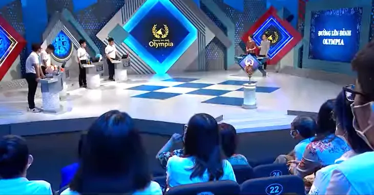 Đường lên đỉnh Olympia: Hai nam sinh rượt đuổi điểm số nghẹt thở để vào Chung kết - Ảnh 1. Đường lên đỉnh Olympia: Hai nam sinh rượt đuổi điểm số nghẹt thở để vào Chung kết - Ảnh 1.