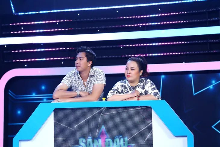 Phương Trinh Jolie và diễn viên hài Lê Trang catwalk ấn tượng trong Sàn đấu ngôi sao - Ảnh 2. Phương Trinh Jolie và diễn viên hài Lê Trang catwalk ấn tượng trong Sàn đấu ngôi sao - Ảnh 2.