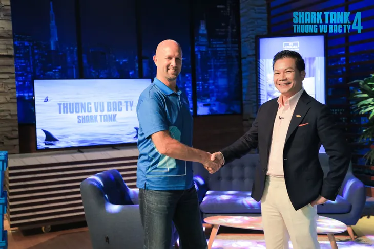 Shark Tank Việt Nam: 3 Shark đổ xô đề nghị đầu tư vào mô hình cho thuê kho cá nhân - Ảnh 5. Shark Tank Việt Nam: 3 Shark đổ xô đề nghị đầu tư vào mô hình cho thuê kho cá nhân - Ảnh 5.
