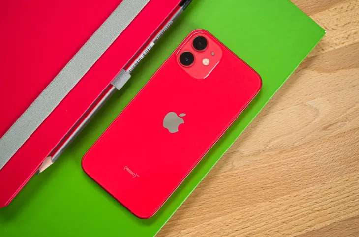 Quá ế ẩm, Apple ngừng sản xuất iPhone 12 Mini - Ảnh 1. Quá ế ẩm, Apple ngừng sản xuất iPhone 12 Mini - Ảnh 1.