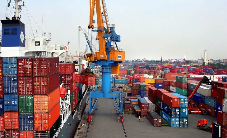 Kiến nghị thành lập tổ công tác gỡ khó về logistics, thiếu container - Ảnh 1. Kiến nghị thành lập tổ công tác gỡ khó về logistics, thiếu container - Ảnh 1.