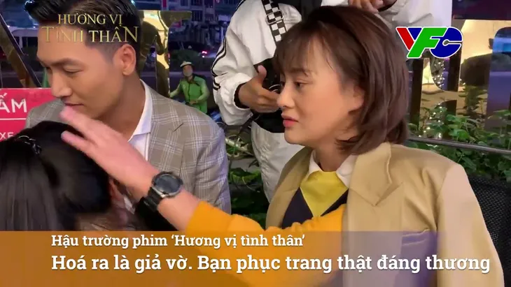 Hương vị tình thân: Phương Oanh bóc phốt Mạnh Trường sau màn tuột cúc áo - Ảnh 4. Hương vị tình thân: Phương Oanh bóc phốt Mạnh Trường sau màn tuột cúc áo - Ảnh 4.
