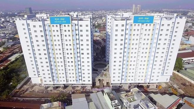 TP Hồ Chí Minh: Căn hộ vài chục tỷ đồng đầy rẫy, nhà giá rẻ mất tích - Ảnh 1. TP Hồ Chí Minh: Căn hộ vài chục tỷ đồng đầy rẫy, nhà giá rẻ mất tích - Ảnh 1.