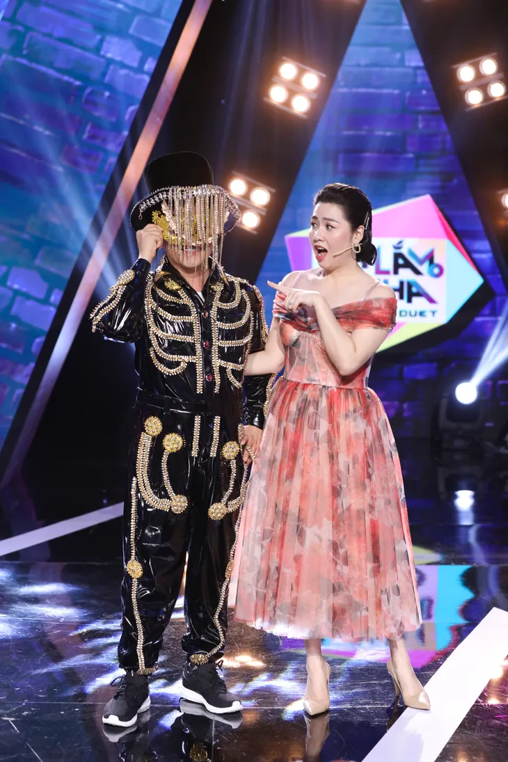 Sara Lưu tuyên bố giải nghệ khi bị Trường Giang hỏi khó - Ảnh 4. Sara Lưu tuyên bố giải nghệ khi bị Trường Giang hỏi khó - Ảnh 4.