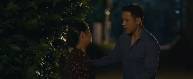 Mùa hoa tìm lại - Tập 14: Tuyết bị người đàn ông 10 năm trước bất ngờ quay về khống chế - Ảnh 6. Mùa hoa tìm lại - Tập 14: Tuyết bị người đàn ông 10 năm trước bất ngờ quay về khống chế - Ảnh 6.