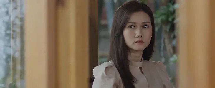 Mùa hoa tìm lại - Tập 14: Tuyết bị người đàn ông 10 năm trước bất ngờ quay về khống chế - Ảnh 20. Mùa hoa tìm lại - Tập 14: Tuyết bị người đàn ông 10 năm trước bất ngờ quay về khống chế - Ảnh 20.