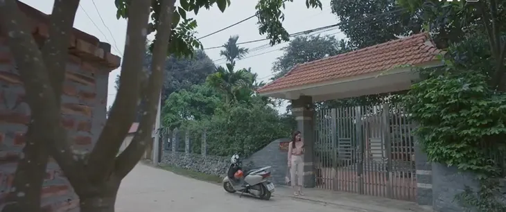 Mùa hoa tìm lại - Tập 14: Tuyết bị người đàn ông 10 năm trước bất ngờ quay về khống chế - Ảnh 15. Mùa hoa tìm lại - Tập 14: Tuyết bị người đàn ông 10 năm trước bất ngờ quay về khống chế - Ảnh 15.