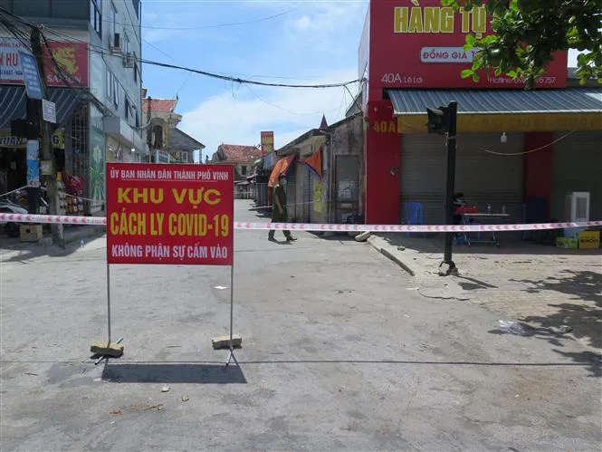 Chợ đầu mối Thành phố Vinh có thể sẽ là ổ dịch COVID-19 - Ảnh 1. Chợ đầu mối Thành phố Vinh có thể sẽ là ổ dịch COVID-19 - Ảnh 1.