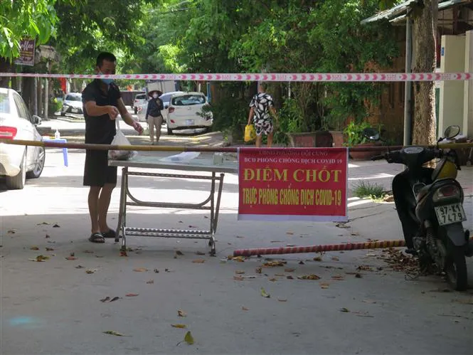 Chợ đầu mối Thành phố Vinh có thể sẽ là ổ dịch COVID-19 - Ảnh 2. Chợ đầu mối Thành phố Vinh có thể sẽ là ổ dịch COVID-19 - Ảnh 2.