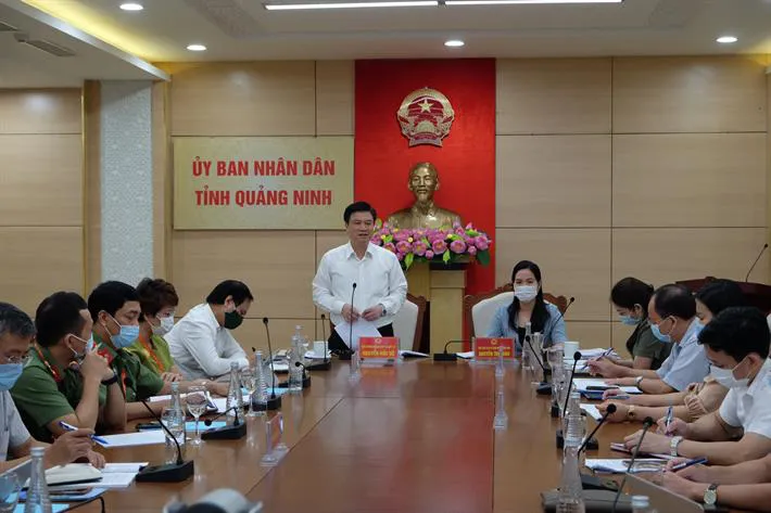 Ưu tiên cao nhất cho an toàn của thí sinh và người làm thi tốt nghiệp THPT 2021 - Ảnh 1. Ưu tiên cao nhất cho an toàn của thí sinh và người làm thi tốt nghiệp THPT 2021 - Ảnh 1.