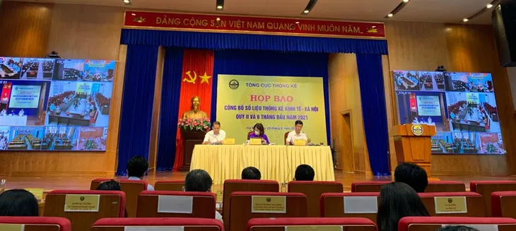 Hơn 1,1 triệu người thất nghiệp - Ảnh 2. Hơn 1,1 triệu người thất nghiệp - Ảnh 2.