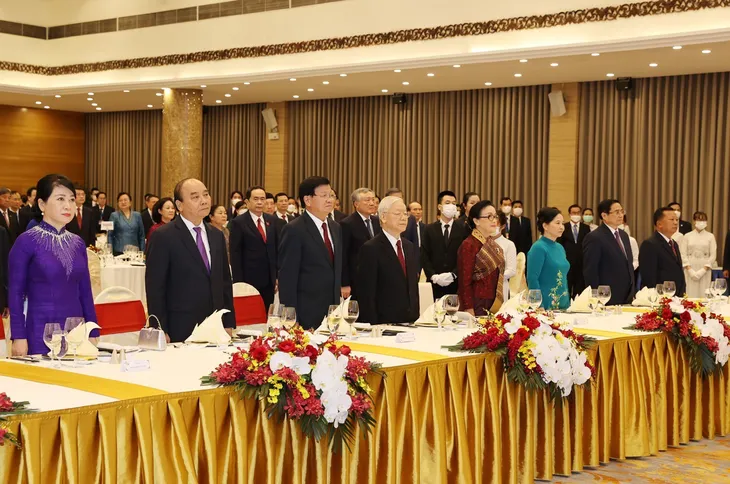 Gìn giữ và vun đắp quan hệ đặc biệt Việt Nam - Lào - Ảnh 1. Gìn giữ và vun đắp quan hệ đặc biệt Việt Nam - Lào - Ảnh 1.