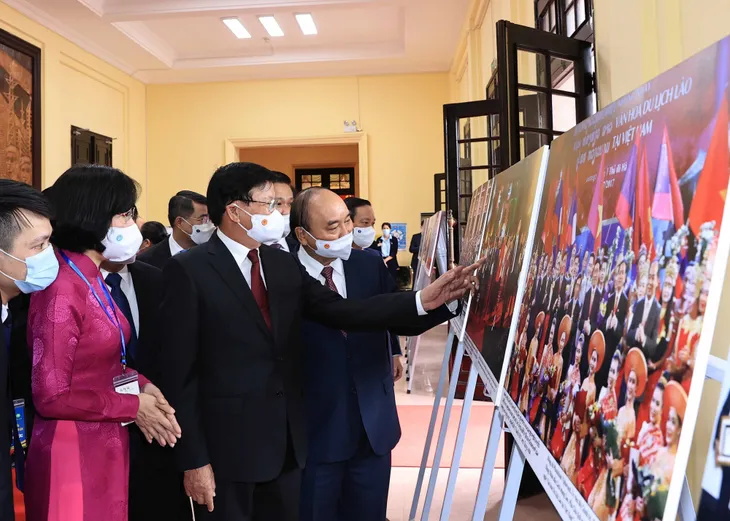 Việt Nam tin tưởng Lào sẽ chiến thắng đại dịch COVID-19 - Ảnh 2. Việt Nam tin tưởng Lào sẽ chiến thắng đại dịch COVID-19 - Ảnh 2.