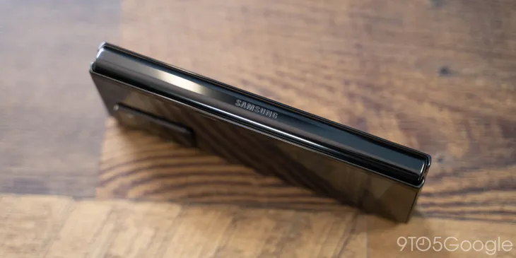 Samsung bắt đầu sản xuất hàng loạt Galaxy Z Fold 3 - Ảnh 1. Samsung bắt đầu sản xuất hàng loạt Galaxy Z Fold 3 - Ảnh 1.