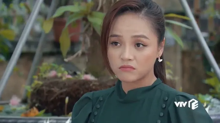 Hương vị tình thân - Tập 52: Thy (Thu Quỳnh) chuyển việc, lấy chồng cũng không yên với mẹ - Ảnh 9. Hương vị tình thân - Tập 52: Thy (Thu Quỳnh) chuyển việc, lấy chồng cũng không yên với mẹ - Ảnh 9.