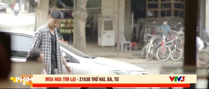 Mùa hoa tìm lại: Vợ cũ của Đồng quay về cản trở Lệ (Thanh Hương) - Đồng (Duy Hưng) nên duyên? - Ảnh 5. Mùa hoa tìm lại: Vợ cũ của Đồng quay về cản trở Lệ (Thanh Hương) - Đồng (Duy Hưng) nên duyên? - Ảnh 5.