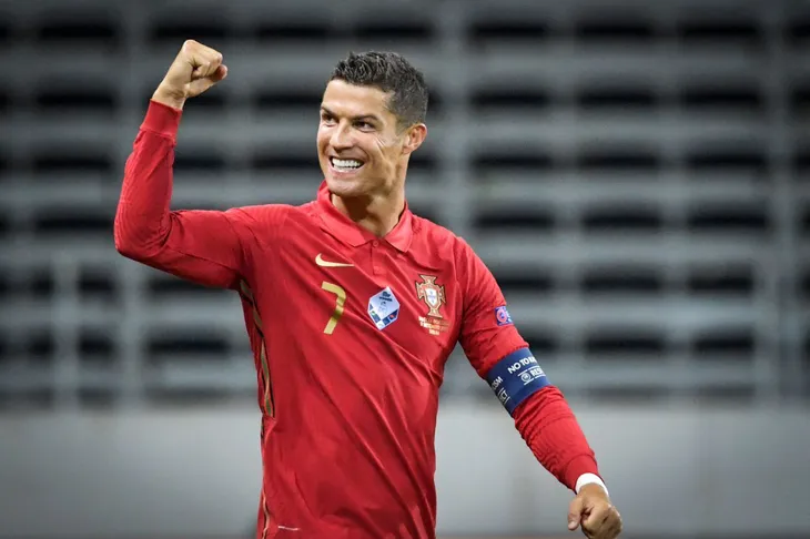 Những kỷ lục Cristiano Ronaldo có thể phá vỡ tại EURO 2020 - Ảnh 2. Những kỷ lục Cristiano Ronaldo có thể phá vỡ tại EURO 2020 - Ảnh 2.