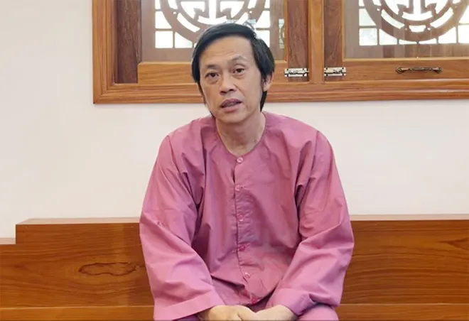 Nghệ sĩ Hoài Linh cúi đầu xin lỗi bà con miền Trung, khán giả và các mạnh thường quân vì chậm trễ tiền từ thiện - Ảnh 1. Nghệ sĩ Hoài Linh cúi đầu xin lỗi bà con miền Trung, khán giả và các mạnh thường quân vì chậm trễ tiền từ thiện - Ảnh 1.