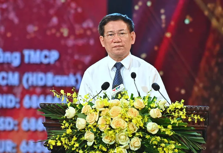 Toàn cảnh Lễ ra mắt Quỹ vaccine phòng COVID-19 - Ảnh 5. Toàn cảnh Lễ ra mắt Quỹ vaccine phòng COVID-19 - Ảnh 5.