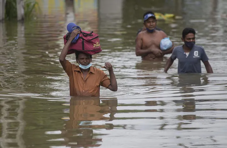 Lũ lụt và sạt lở đất gây thiệt hại nặng nề ở Sri Lanka, 14 người thiệt mạng - Ảnh 2. Lũ lụt và sạt lở đất gây thiệt hại nặng nề ở Sri Lanka, 14 người thiệt mạng - Ảnh 2.