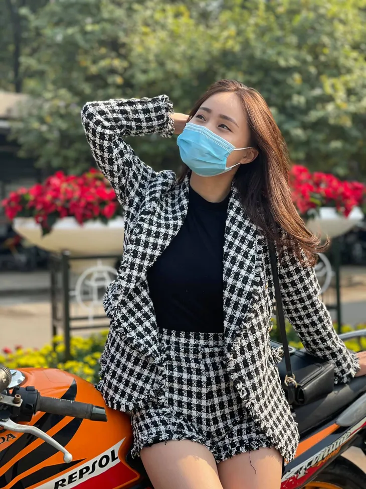 Loạt BTV nổi tiếng của VTV đeo khẩu trang, bạn có nhận ra ai? - Ảnh 19. Loạt BTV nổi tiếng của VTV đeo khẩu trang, bạn có nhận ra ai? - Ảnh 19.