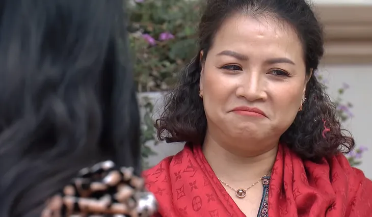 Hương vị tình thân - Tập 35: Bà Sa đắc chí khi biết Huy mê Thy như điếu đổ - Ảnh 1. Hương vị tình thân - Tập 35: Bà Sa đắc chí khi biết Huy mê Thy như điếu đổ - Ảnh 1.