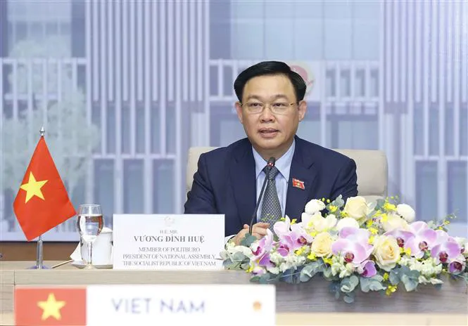 Chủ tịch Quốc hội Vương Đình Huệ hội đàm Chủ tịch Hạ viện Australia - Ảnh 1. Chủ tịch Quốc hội Vương Đình Huệ hội đàm Chủ tịch Hạ viện Australia - Ảnh 1.