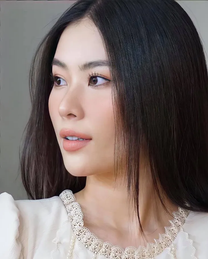 Nam Anh ăn diện sang chảnh hết mức lấn át Phương Oanh trong Hương vị tình thân - Ảnh 8. Nam Anh ăn diện sang chảnh hết mức lấn át Phương Oanh trong Hương vị tình thân - Ảnh 8.