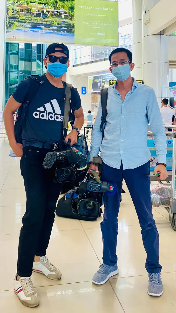 Loạt BTV nổi tiếng của VTV đeo khẩu trang, bạn có nhận ra ai? - Ảnh 29. Loạt BTV nổi tiếng của VTV đeo khẩu trang, bạn có nhận ra ai? - Ảnh 29.