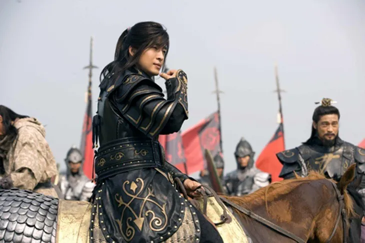 Kim Soo-hyun và Song Joong-ki được trả thù lao khổng lồ - Ảnh 1. Kim Soo-hyun và Song Joong-ki được trả thù lao khổng lồ - Ảnh 1.