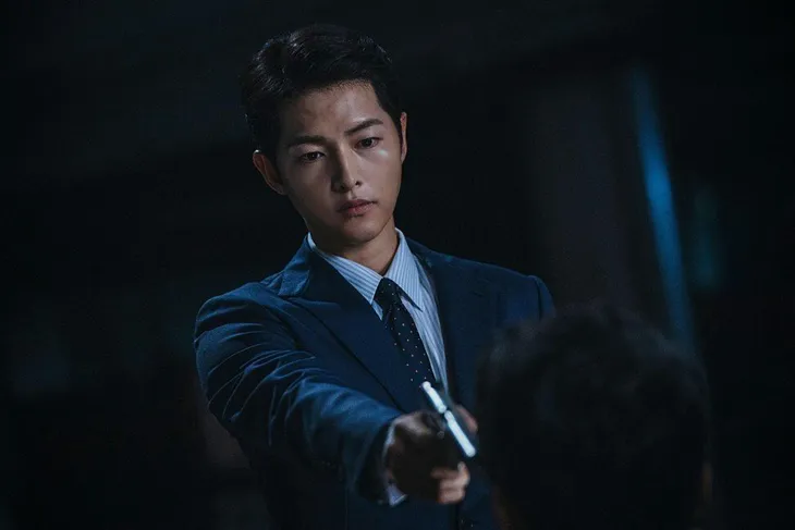 Kim Soo-hyun và Song Joong-ki được trả thù lao khổng lồ - Ảnh 4. Kim Soo-hyun và Song Joong-ki được trả thù lao khổng lồ - Ảnh 4.