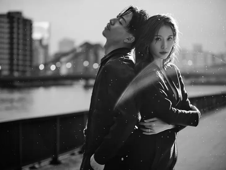 Lâm Chí Linh tung bộ ảnh ấn tượng với chồng mừng 2 năm ngày cưới - Ảnh 3. Lâm Chí Linh tung bộ ảnh ấn tượng với chồng mừng 2 năm ngày cưới - Ảnh 3.