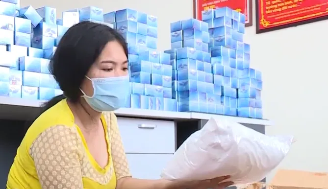 Đối tượng sản xuất mỹ phẩm giả: Làm vì đam mê, sẵn sàng làm theo mẫu khách đặt - Ảnh 3. Đối tượng sản xuất mỹ phẩm giả: Làm vì đam mê, sẵn sàng làm theo mẫu khách đặt - Ảnh 3.