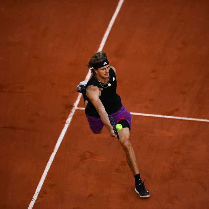 Dễ dàng thắng Fokina, Alexander Zverev giành quyền vào bán kết Pháp mở rộng 2021 - Ảnh 2. Dễ dàng thắng Fokina, Alexander Zverev giành quyền vào bán kết Pháp mở rộng 2021 - Ảnh 2.