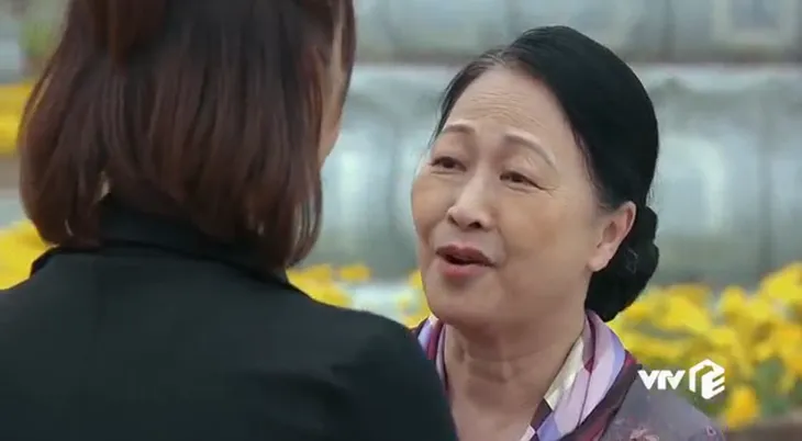 Hương vị tình thân - Tập 53: Nam (Phương Oanh) - Long (Mạnh Trường) tình trong như đã mặt ngoài còn e - Ảnh 2. Hương vị tình thân - Tập 53: Nam (Phương Oanh) - Long (Mạnh Trường) tình trong như đã mặt ngoài còn e - Ảnh 2.