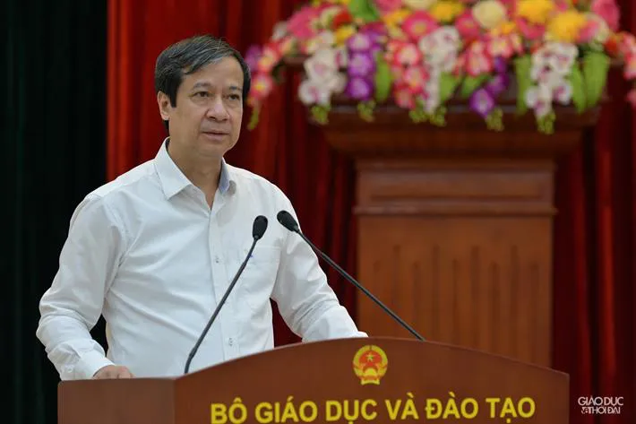 Sát sao, không chủ quan với diễn biến COVID-19 trước kỳ thi tốt nghiệp THPT 2021 - Ảnh 2. Sát sao, không chủ quan với diễn biến COVID-19 trước kỳ thi tốt nghiệp THPT 2021 - Ảnh 2.