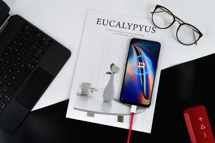 Cận cảnh OnePlus Nord CE 5G: Chip Snapdragon 750G 5G, RAM 12GB, màn hình 90Hz - Ảnh 6. Cận cảnh OnePlus Nord CE 5G: Chip Snapdragon 750G 5G, RAM 12GB, màn hình 90Hz - Ảnh 6.