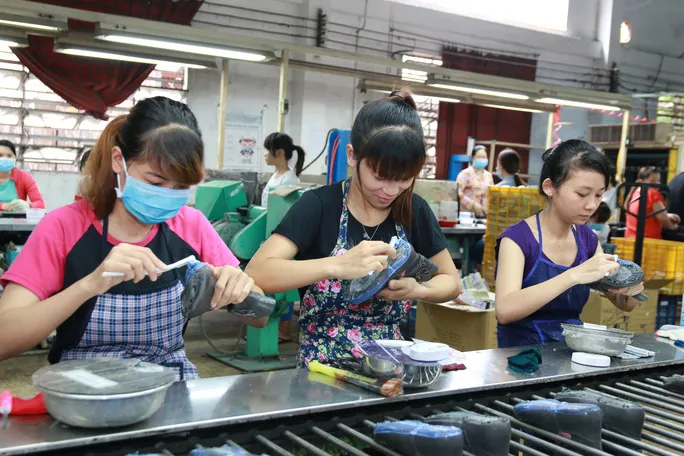 Hướng dẫn thực hiện hỗ trợ doanh nghiệp, người lao động khó khăn do COVID-19 - Ảnh 2. Hướng dẫn thực hiện hỗ trợ doanh nghiệp, người lao động khó khăn do COVID-19 - Ảnh 2.