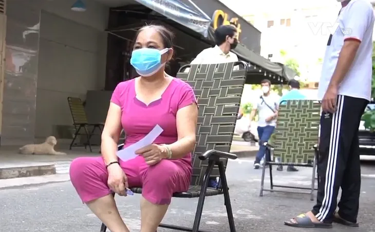 TP Hồ Chí Minh chia vùng đỏ - cam - xanh, dồn dịch vào điểm nhỏ - Ảnh 1. TP Hồ Chí Minh chia vùng đỏ - cam - xanh, dồn dịch vào điểm nhỏ - Ảnh 1.