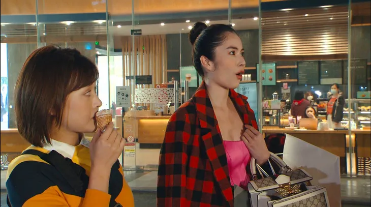 Hương vị tình thân - Tập 62: Miệng bảo yêu vụng trộm nhưng Nam - Long lại công khai ngọt ngào khắp nơi - Ảnh 3. Hương vị tình thân - Tập 62: Miệng bảo yêu vụng trộm nhưng Nam - Long lại công khai ngọt ngào khắp nơi - Ảnh 3.