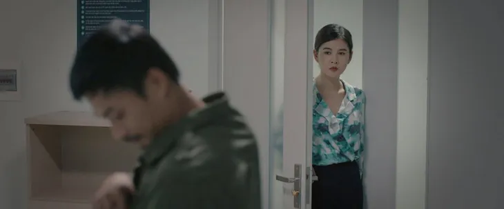 Mùa hoa tìm lại - Tập 23: Lệ vui khi thấy Đồng hậm hực ghen, Thủy lại muốn hàn gắn với Đồng vì bé Ngân? - Ảnh 16. Mùa hoa tìm lại - Tập 23: Lệ vui khi thấy Đồng hậm hực ghen, Thủy lại muốn hàn gắn với Đồng vì bé Ngân? - Ảnh 16.
