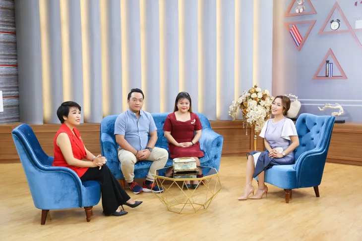 Mới hẹn hò ngày đầu tiên, diễn viên Ngọc Hoa đã hỏi cưới ngay bạn trai - Ảnh 3. Mới hẹn hò ngày đầu tiên, diễn viên Ngọc Hoa đã hỏi cưới ngay bạn trai - Ảnh 3.