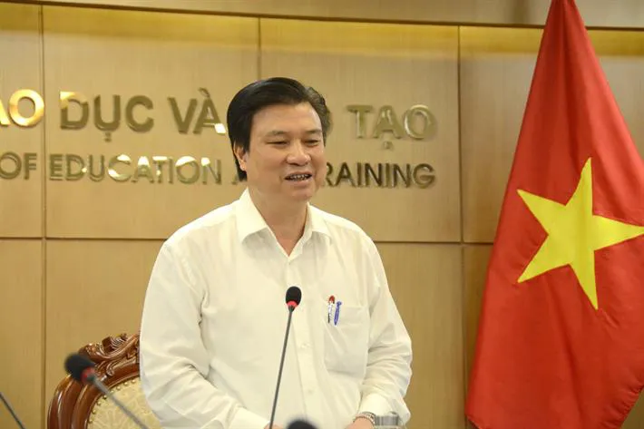 Chấm thi tốt nghiệp THPT 3 tại chỗ quyết hoàn thành đúng tiến độ - Ảnh 1. Chấm thi tốt nghiệp THPT 3 tại chỗ quyết hoàn thành đúng tiến độ - Ảnh 1.