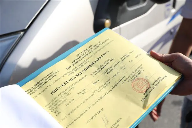 Bí thư Thành ủy Hà Nội: Phải kiểm soát 100% người và phương tiện vào thành phố - Ảnh 4. Bí thư Thành ủy Hà Nội: Phải kiểm soát 100% người và phương tiện vào thành phố - Ảnh 4.